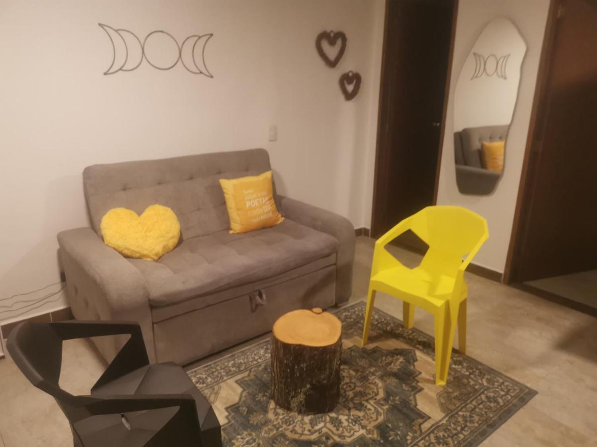 La Lunar Un Espacio Ideal Para Trabajar Y Conocer Medellín Extérieur photo