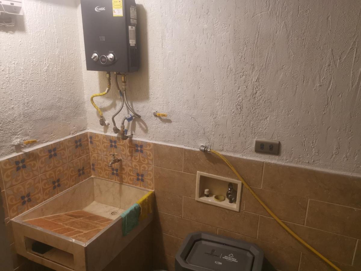 La Lunar Un Espacio Ideal Para Trabajar Y Conocer Medellín Extérieur photo